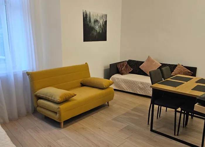 Apartment Centrum 97 *